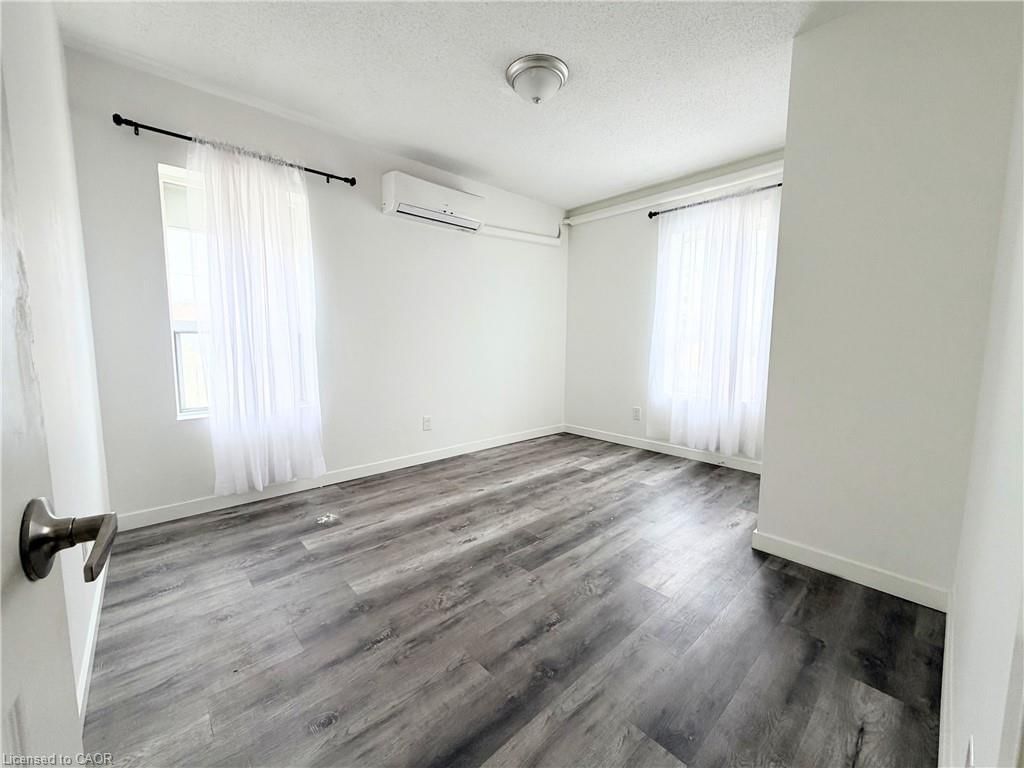 Condo/Apt Unit for lease at 6-120 Charles Street, Hamilton, ON, L8P 3E6 - Durand North - MLS: 40813822