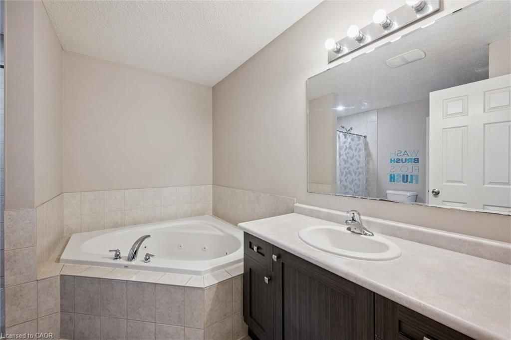 Row/Townhouse for sale at 3-3045 Springmeadow Road, London, ON, N6J 3V9 - South W - MLS: 40814007