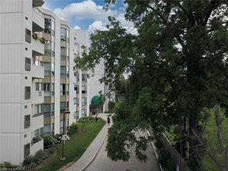 505 - 3267 King Street E