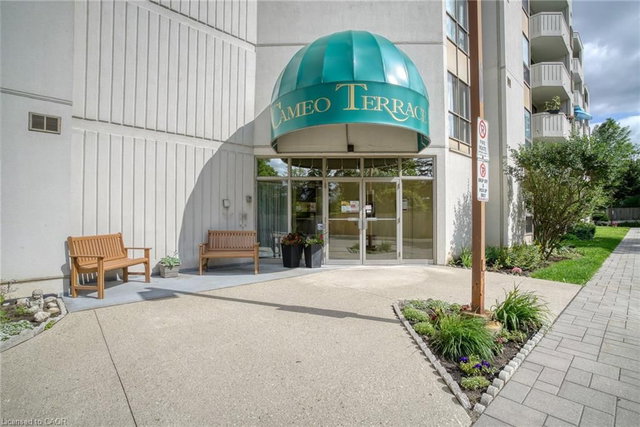 505 - 3267 King Street E