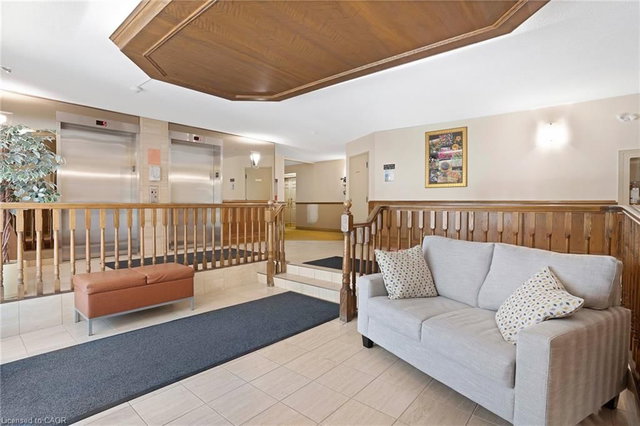 505 - 3267 King Street E