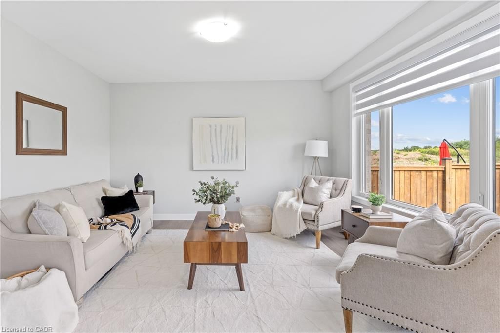 Single Family Residence sold at 1530 Drew Street, London, ON, N5V 0C2 - East D - MLS: 40814141