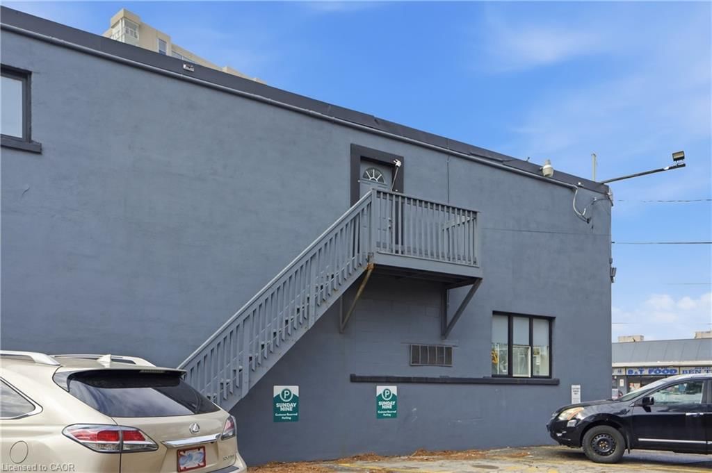 Condo/Apt Unit for lease at 82 Queen Street, Hamilton, ON, L8R 2V4 - Central South - MLS: 40814224