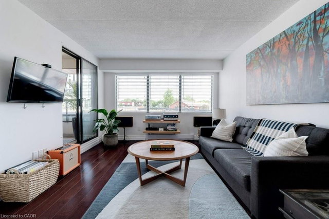 214 - 100 Bronte Road