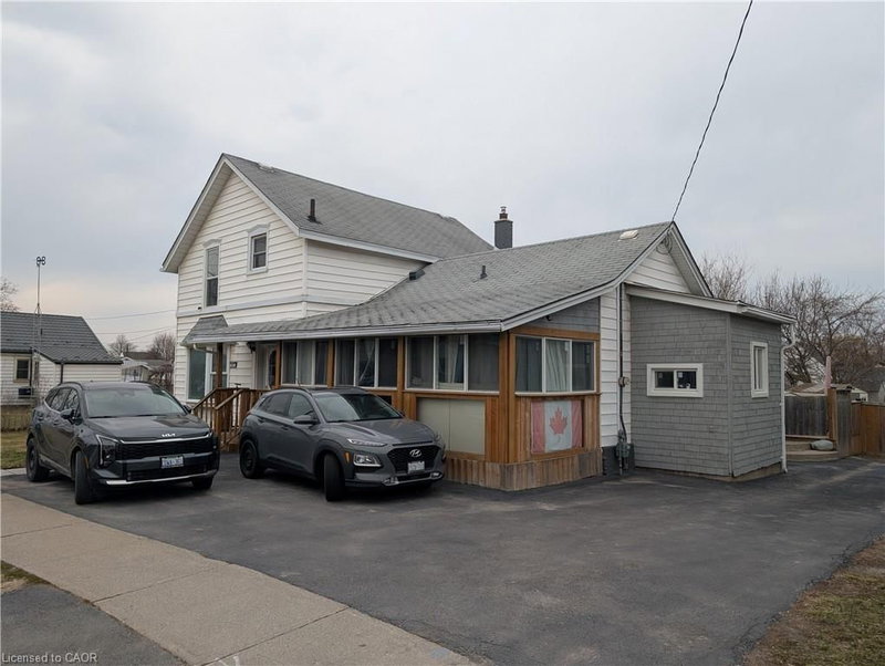 21 Lincoln Avenue