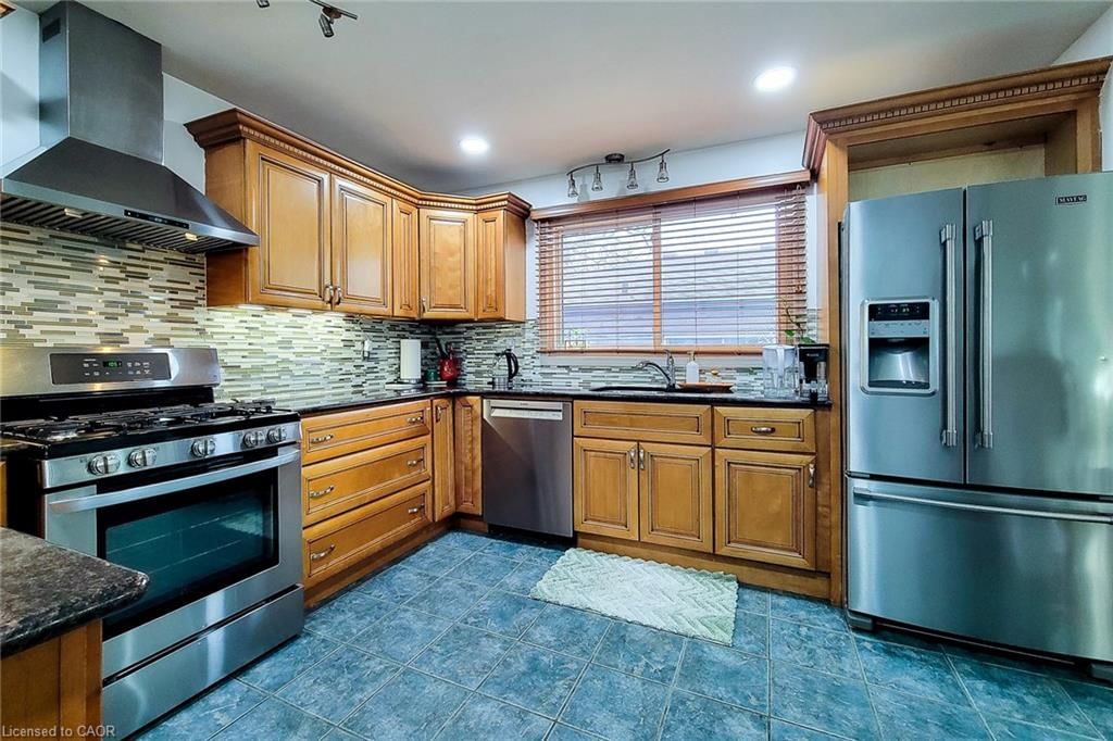 Single Family Residence for sale at 114 Juanita Drive, Hamilton, ON, L9C 2G3 - Westcliffe - MLS: 40814570