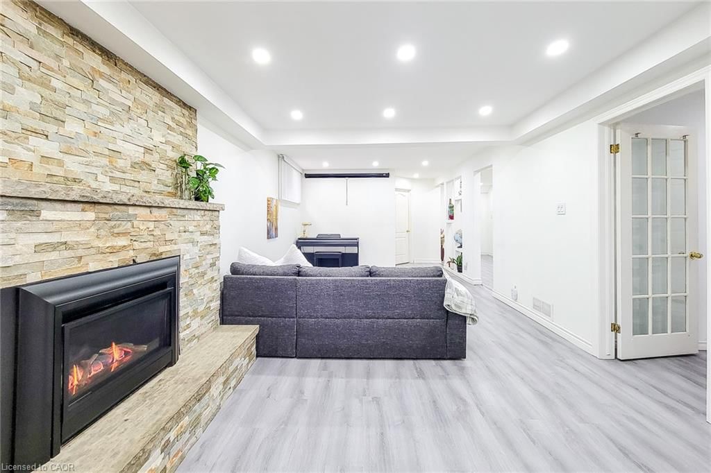 Single Family Residence for sale at 114 Juanita Drive, Hamilton, ON, L9C 2G3 - Westcliffe - MLS: 40814570