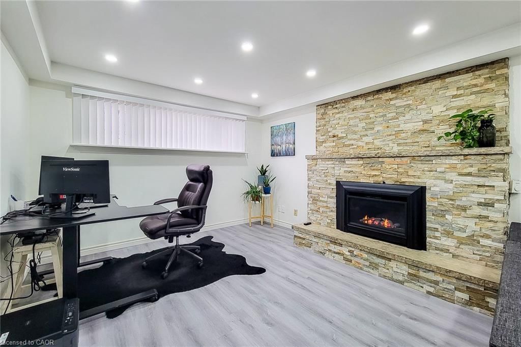 Single Family Residence for sale at 114 Juanita Drive, Hamilton, ON, L9C 2G3 - Westcliffe - MLS: 40814570