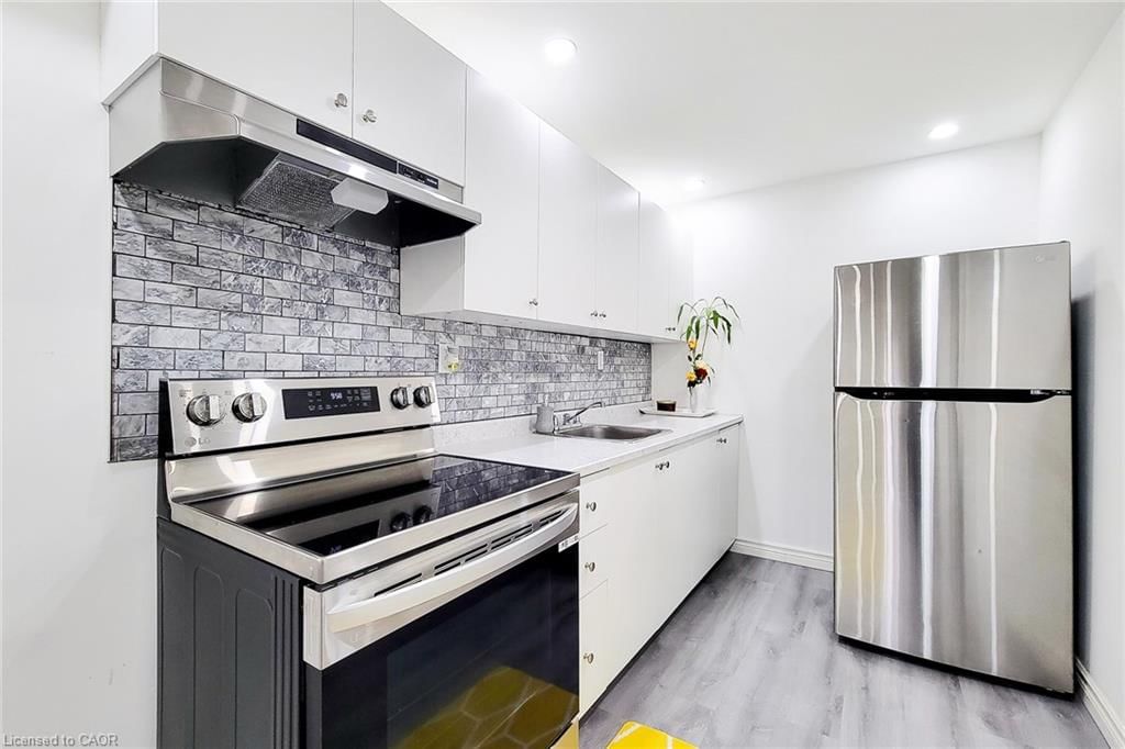 Single Family Residence for sale at 114 Juanita Drive, Hamilton, ON, L9C 2G3 - Westcliffe - MLS: 40814570