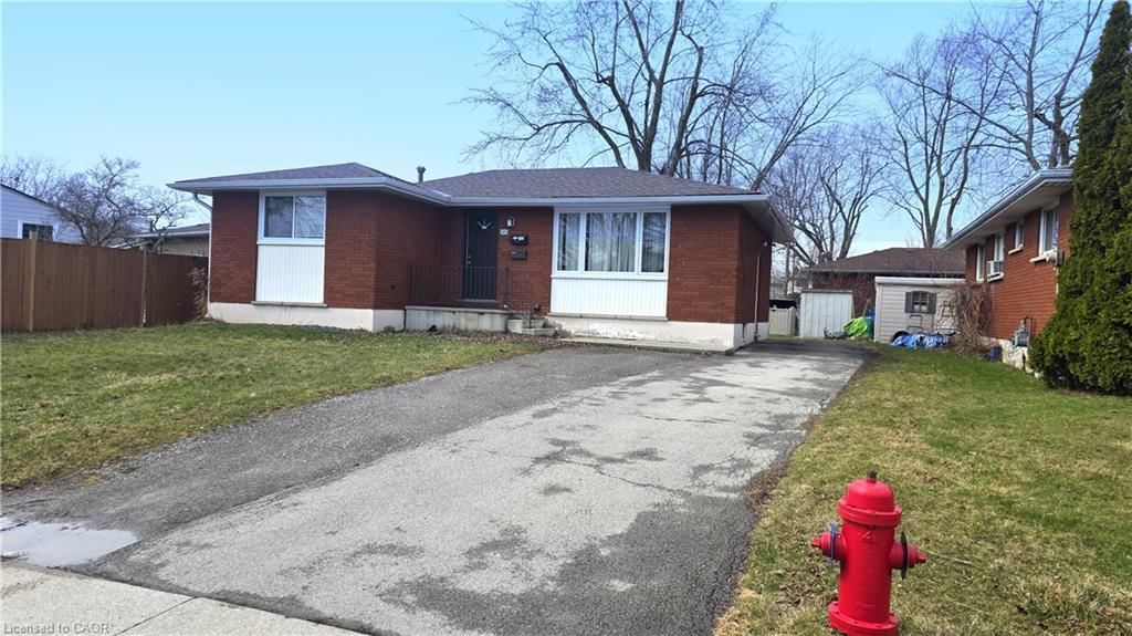 Single Family Residence for lease at 1-98 Palmer Road, Hamilton, ON, L8T 3G3 - Berrisfield - MLS: 40814642