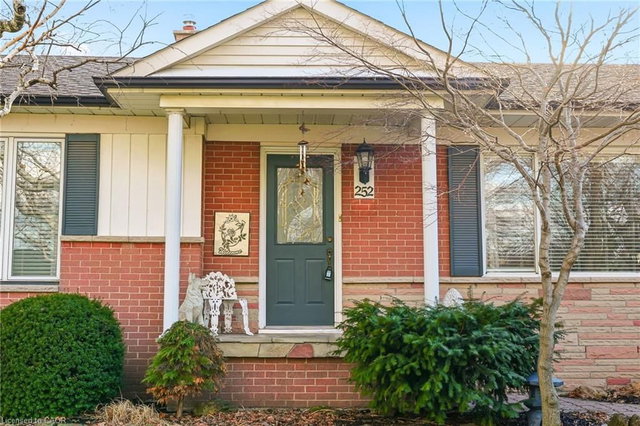 252 Hammersmith Court