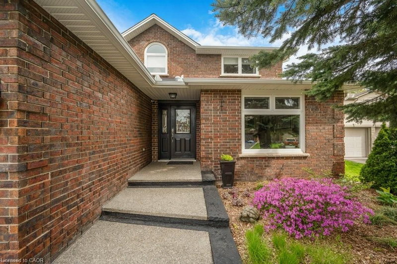 110 Abbey Close
