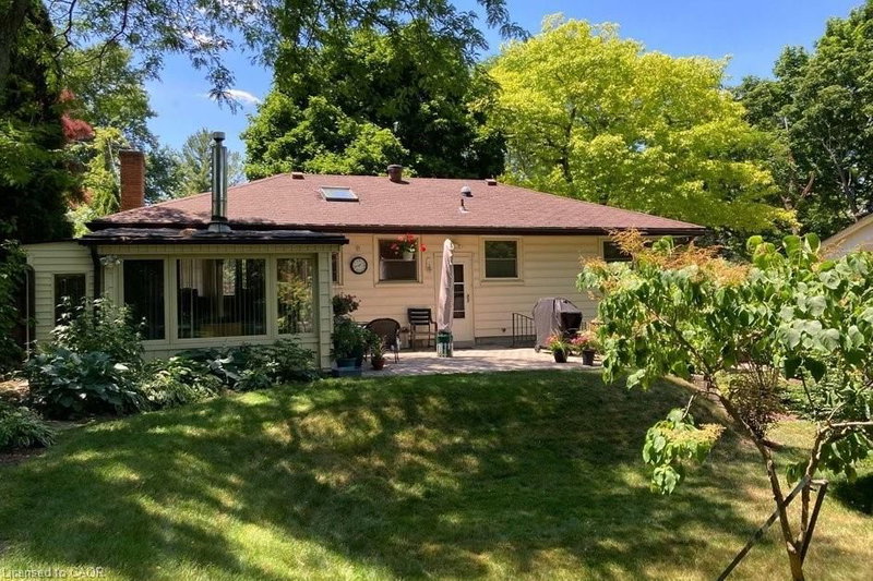 5 Mayfair Avenue