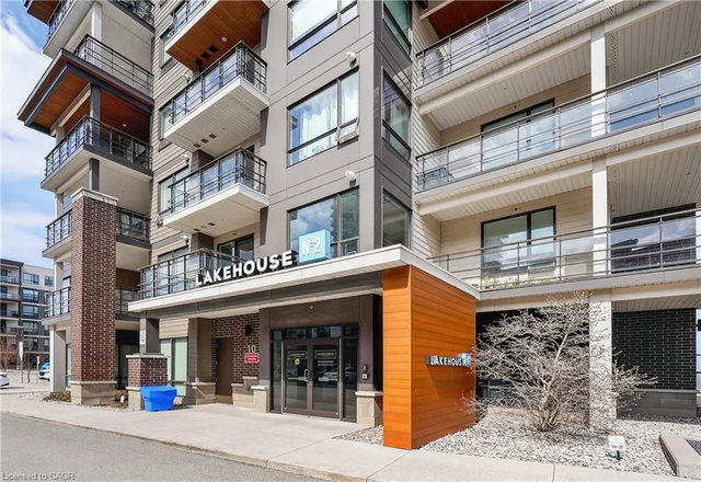 602 - 10 Esplanade Lane