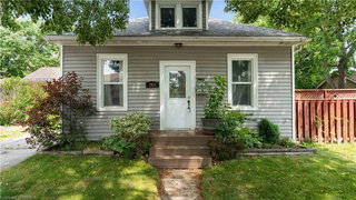 263 Grand River Avenue