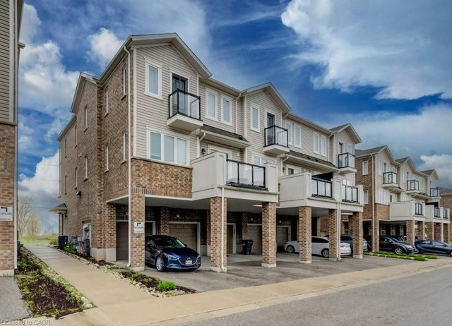 579 Goldenrod Lane