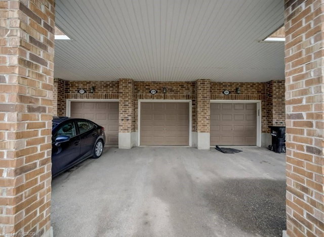 579 Goldenrod Lane