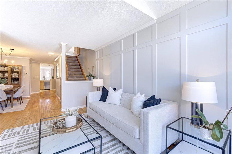 2142 Meadowglen Drive