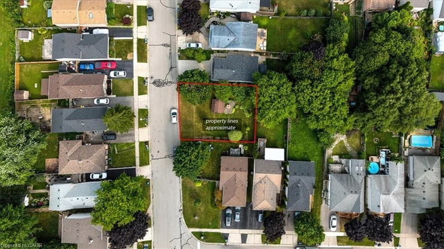 71 Bradbury Crescent