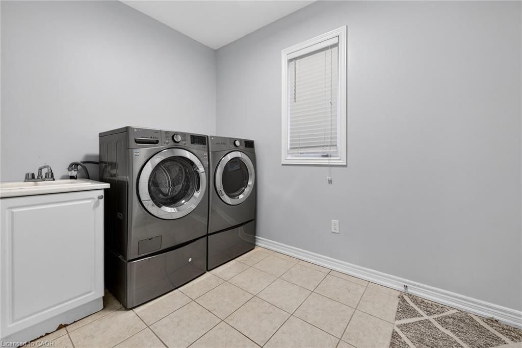 Single Family Residence for sale at 244 Raymond Road, Ancaster, ON, L9K 0H5 - Meadowlands - MLS: 40815266