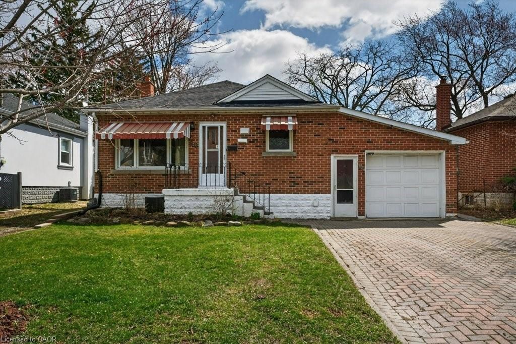 Single Family Residence for sale at 69 West 4th Street, Hamilton, ON, L9C 3M6 - Southam/Donnington - MLS: 40815419