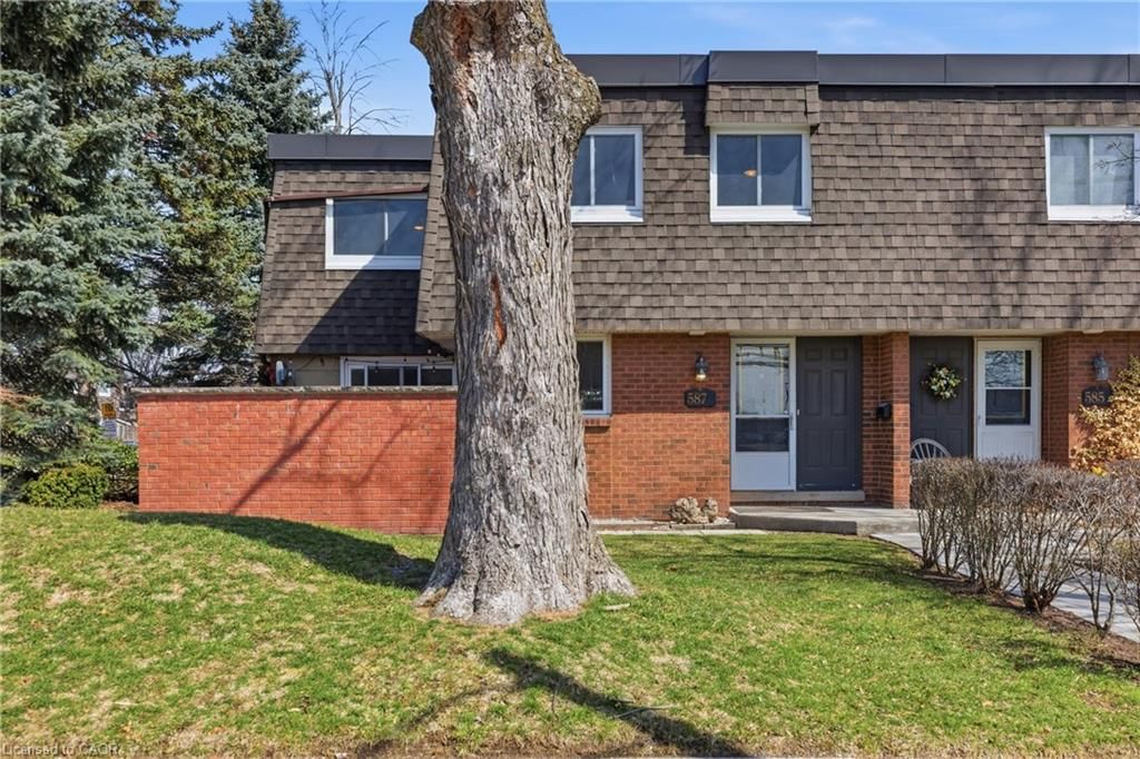 Row/Townhouse for sale at 587 Timber Lane, Burlington, ON, L7L 4B1 - Pinedale - MLS: 40815420