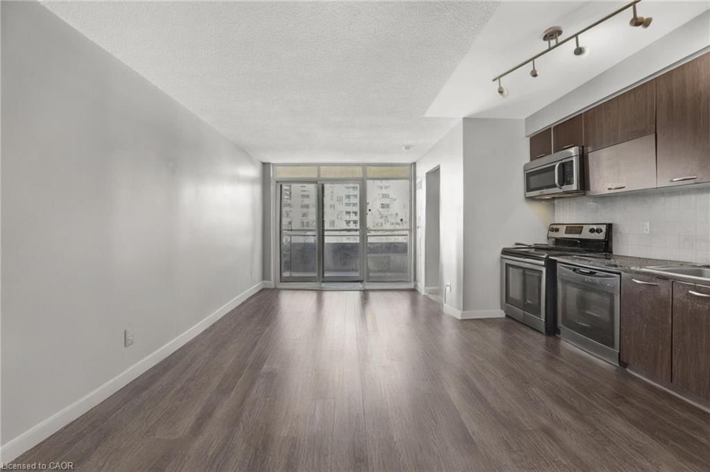 725-38 Joe Shuster Way, Toronto, view 8