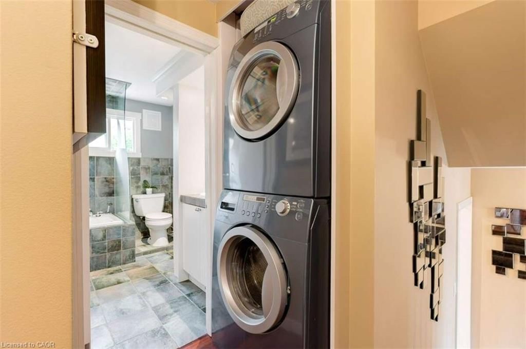 Single Family Residence for sale at 193 Pine Cove Road, Burlington, ON, L7N 1W1 - Roseland - MLS: 40815808