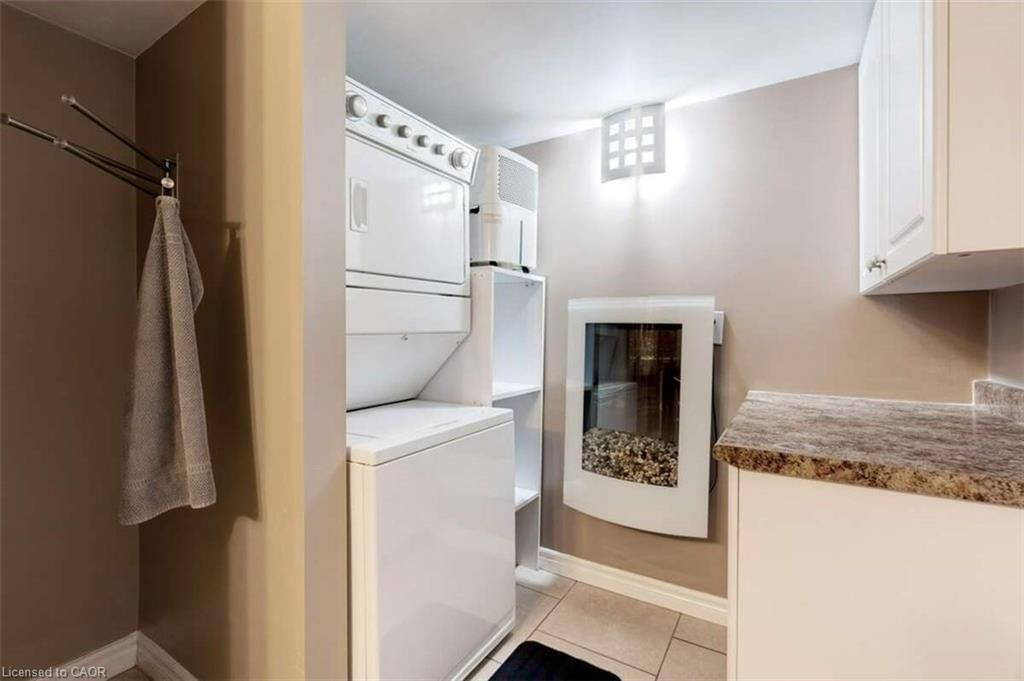 Single Family Residence for sale at 193 Pine Cove Road, Burlington, ON, L7N 1W1 - Roseland - MLS: 40815808