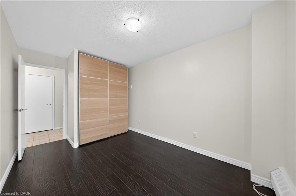 605-1100 Courtland Avenue, Kitchener, view 21