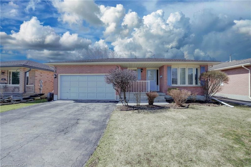 489 Northlake Drive, Waterloo, Ontario