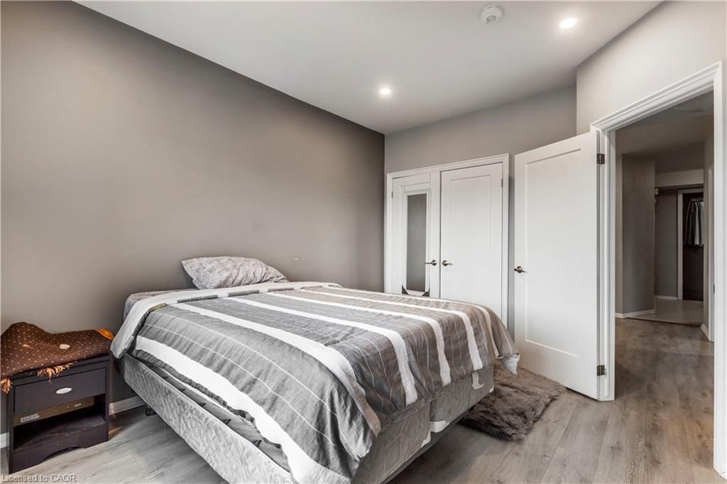 Condo/Apt Unit for lease at 2-144 Wellington Street, Hamilton, ON, L8R 1N3 - Beasley - MLS: 40815951