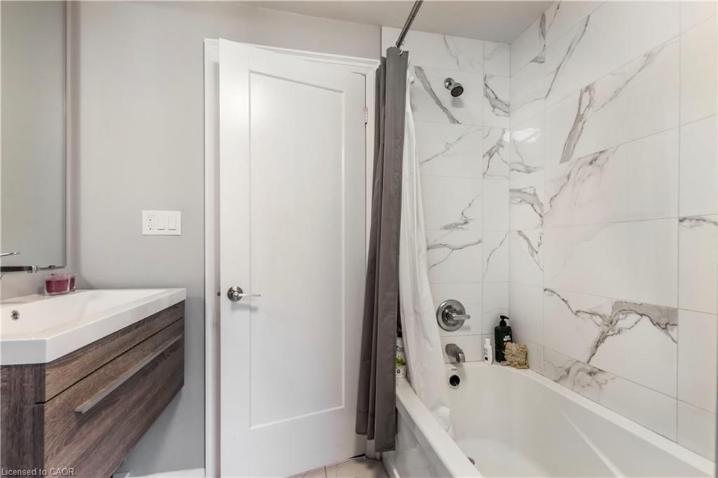 Condo/Apt Unit for lease at 2-144 Wellington Street, Hamilton, ON, L8R 1N3 - Beasley - MLS: 40815951