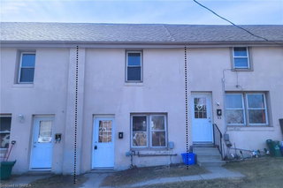 4 - 301 Campbell Street