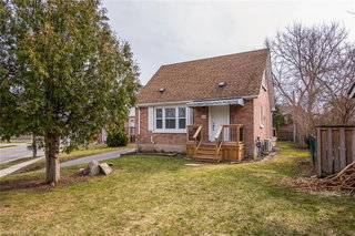 525 Courtland Avenue E