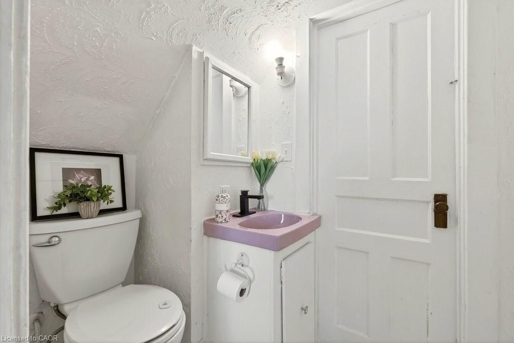 Single Family Residence for sale at 49 Cheever Street, Hamilton, ON, L8L 5R6 - Landsdale - MLS: 40816039