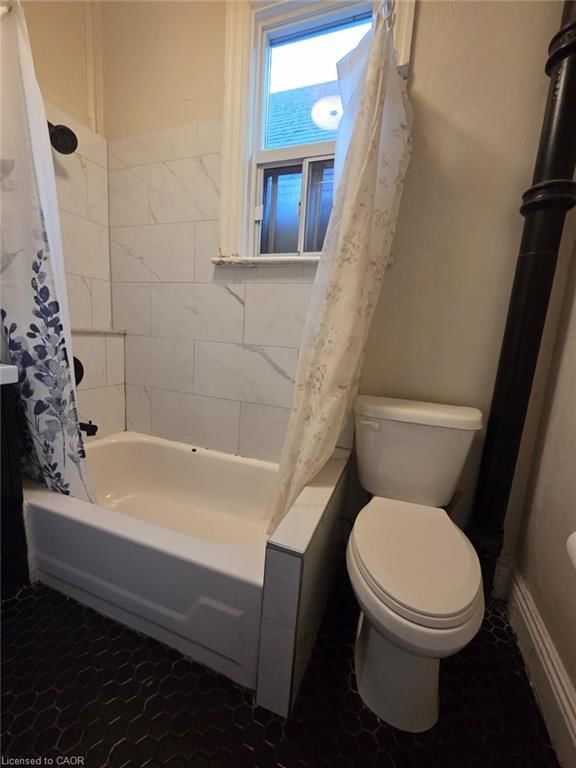 Condo/Apt Unit for lease at 2-298 Emerald Street, Hamilton, ON, L8L 5L3 - Landsdale - MLS: 40816115