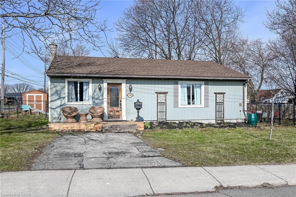 Single Family Residence for sale at 703 Dunn Avenue, Hamilton, ON, L8H 6M7 - Parkview - MLS: 40816361