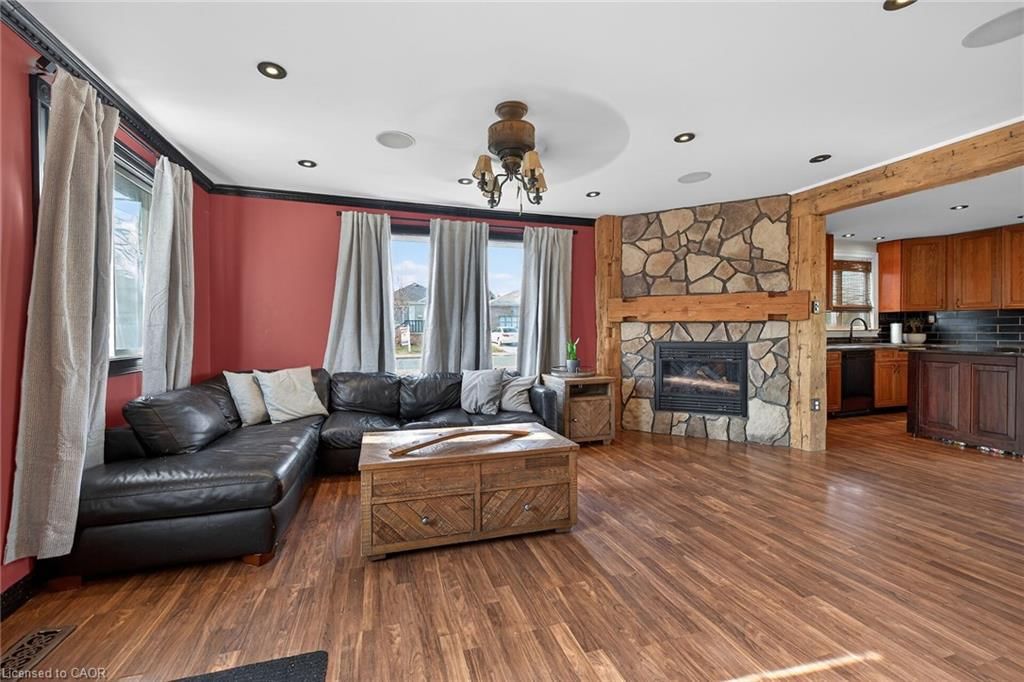 Single Family Residence for sale at 703 Dunn Avenue, Hamilton, ON, L8H 6M7 - Parkview - MLS: 40816361