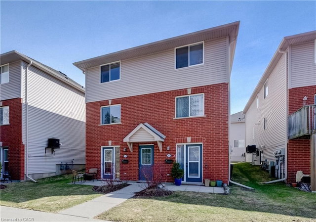 8D - 139 Brighton Street