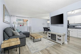 108 - 242 Oakdale Avenue