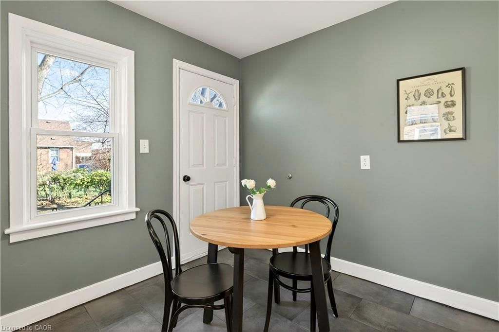 Single Family Residence for sale at 33 East 34th Street, Hamilton, ON, L8V 3W2 - Raleigh - MLS: 40816438