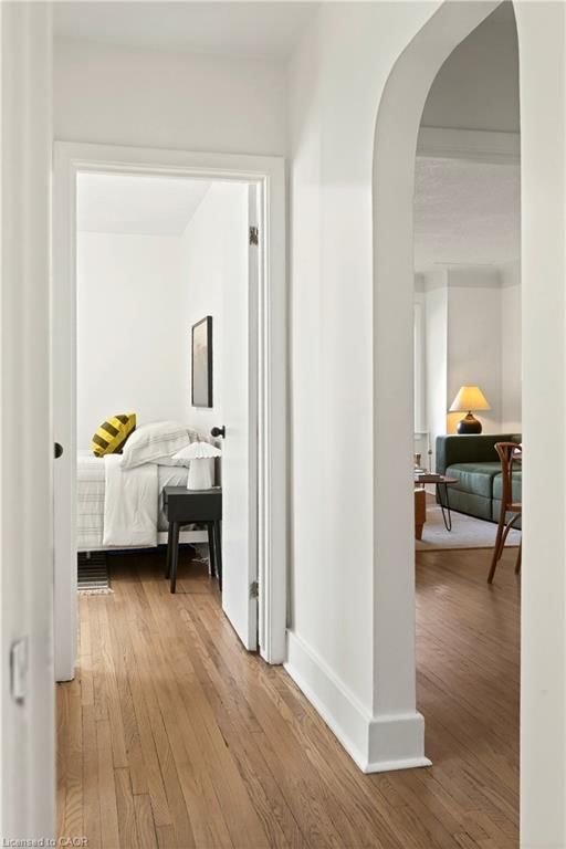 Single Family Residence for sale at 33 East 34th Street, Hamilton, ON, L8V 3W2 - Raleigh - MLS: 40816438