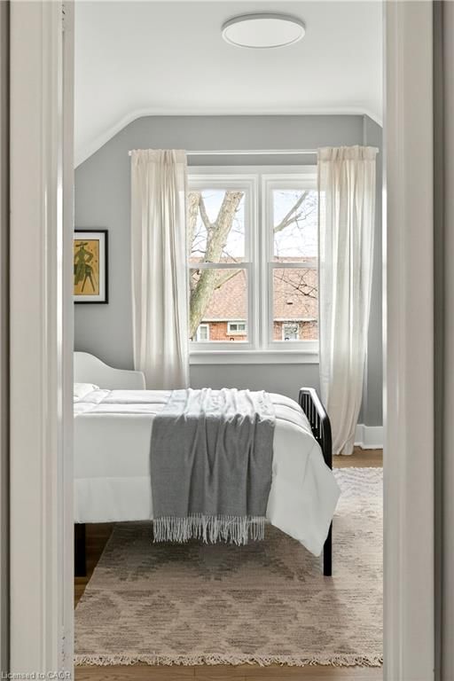 Single Family Residence for sale at 33 East 34th Street, Hamilton, ON, L8V 3W2 - Raleigh - MLS: 40816438