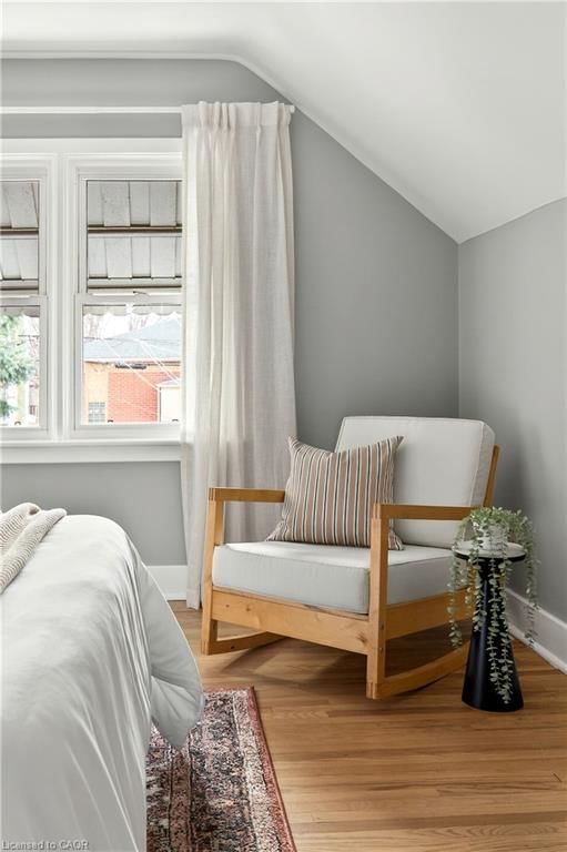 Single Family Residence for sale at 33 East 34th Street, Hamilton, ON, L8V 3W2 - Raleigh - MLS: 40816438