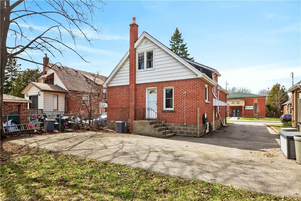 Single Family Residence for sale at 33 East 34th Street, Hamilton, ON, L8V 3W2 - Raleigh - MLS: 40816438