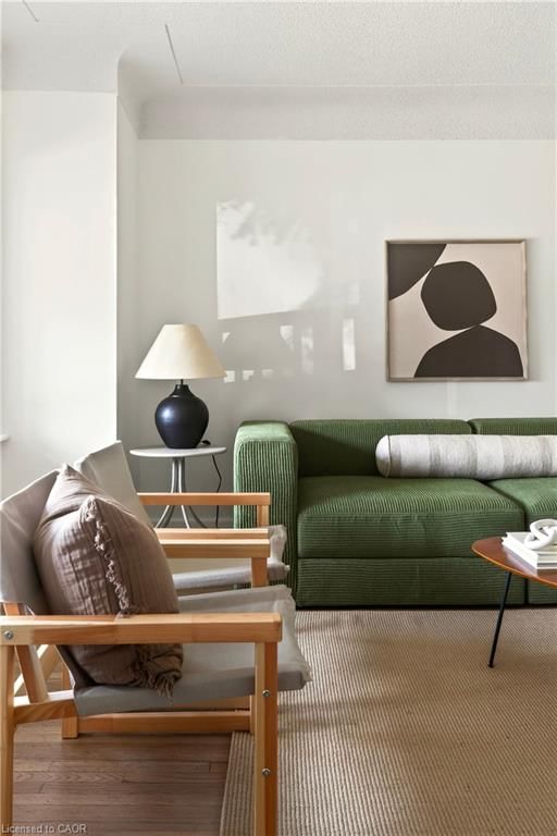 Single Family Residence for sale at 33 East 34th Street, Hamilton, ON, L8V 3W2 - Raleigh - MLS: 40816438