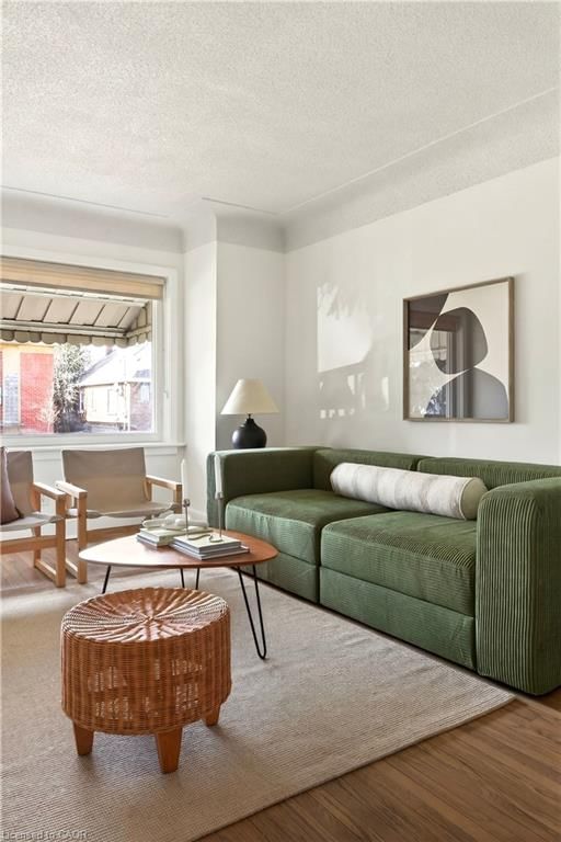 Single Family Residence for sale at 33 East 34th Street, Hamilton, ON, L8V 3W2 - Raleigh - MLS: 40816438