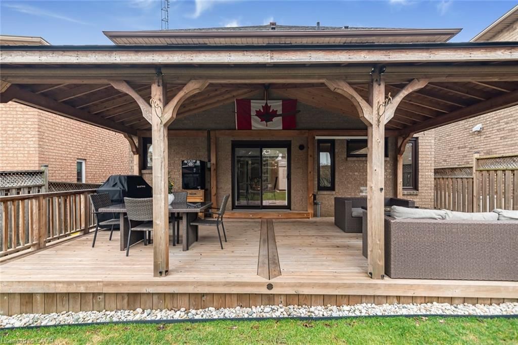 Single Family Residence for sale at 40 Artistic Boulevard, Hamilton, ON, L8T 4Z9 - Lisgar - MLS: 40816473