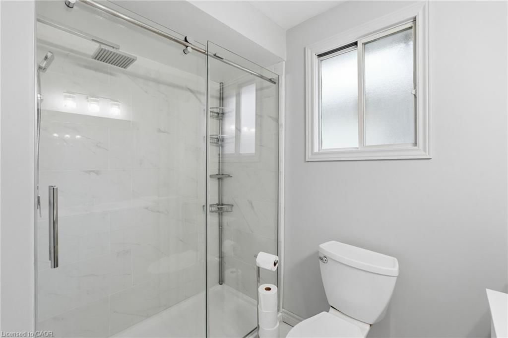 Single Family Residence for sale at 39 Kennard Street, Stoney Creek, ON, L8J 2C3 - Valley Park - MLS: 40816503